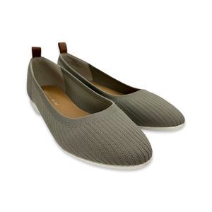 Kelly & Katie Caela Casual Flat ,Size 9 ,Grey